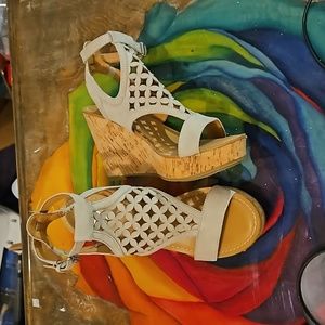 Sz 7 Franco Sarto strap wedges